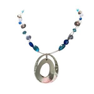 abstract pendant necklace